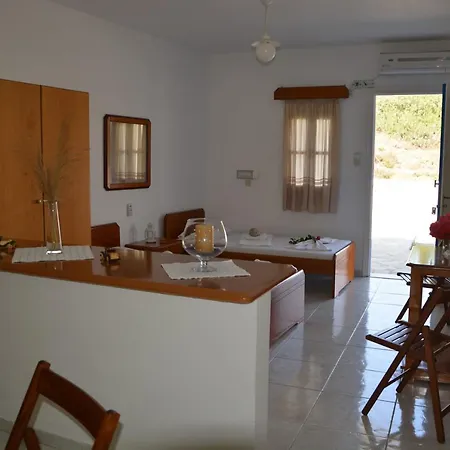 Poseidon Aparthotel 2*